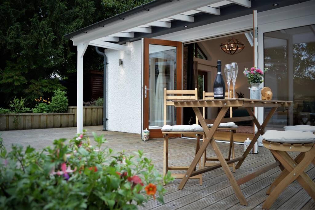 Ness Lodge Inverness Exterior photo